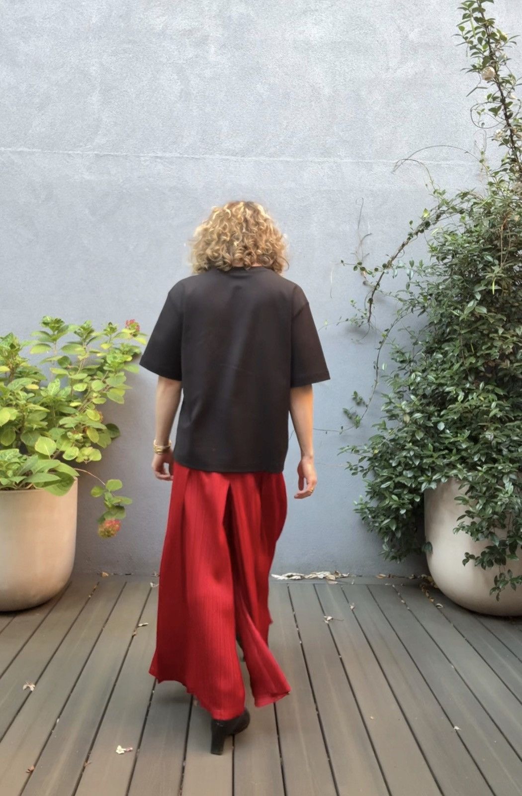 Pleats Please Issey Miyake Issey Miyake Pleats Please Wide Leg Darted Trousers Size 27" / US 4 / IT 40 - 2 Thumbnail