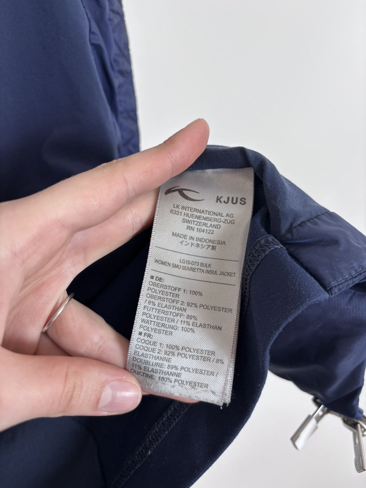 KJUS Kjus Women’s Suvretta Sports St. Moritz Navy Blue Ski Jacket Size L / US 10 / IT 46 - 13 Thumbnail