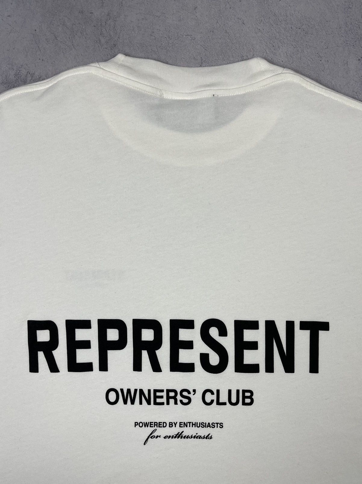 Represent Clo. Represent Clo. Owners Club y2k oversize big logo tee Size US S / EU 44-46 / 1 - 3 Thumbnail