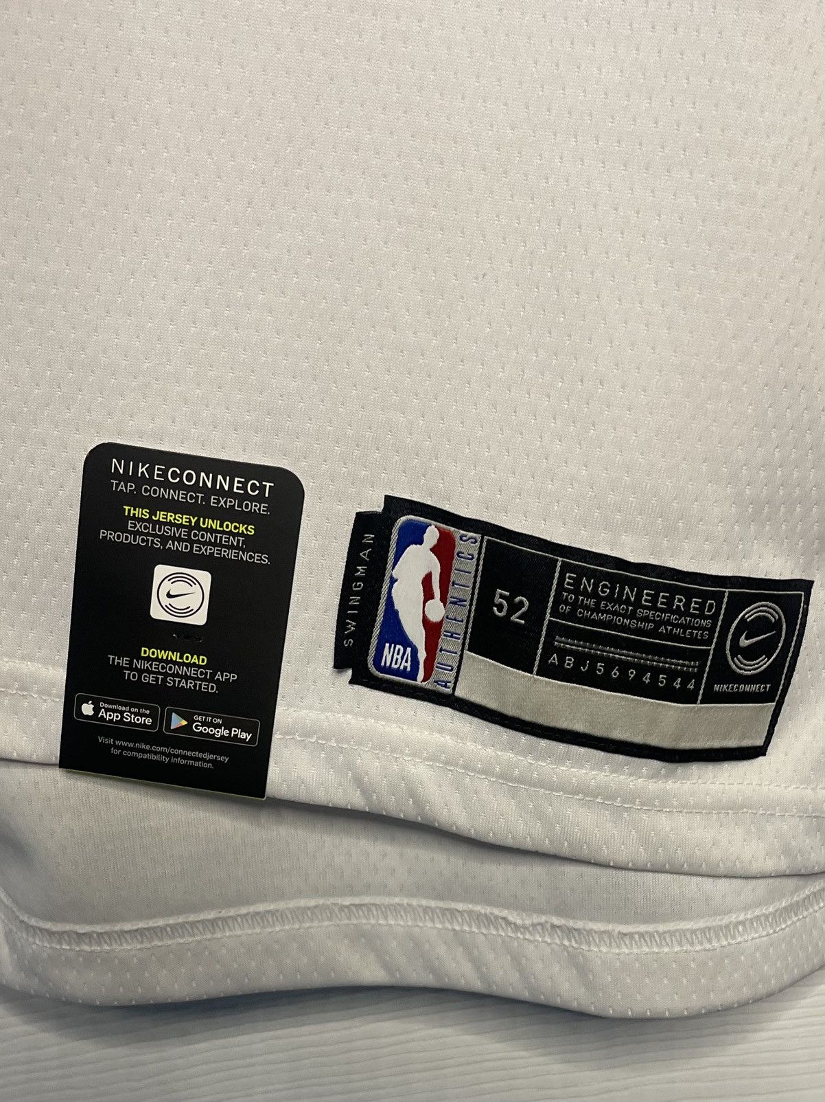 NBA Autographed Kevin Knox Knicks Jersey Size US XL / EU 56 / 4 - 10 Thumbnail