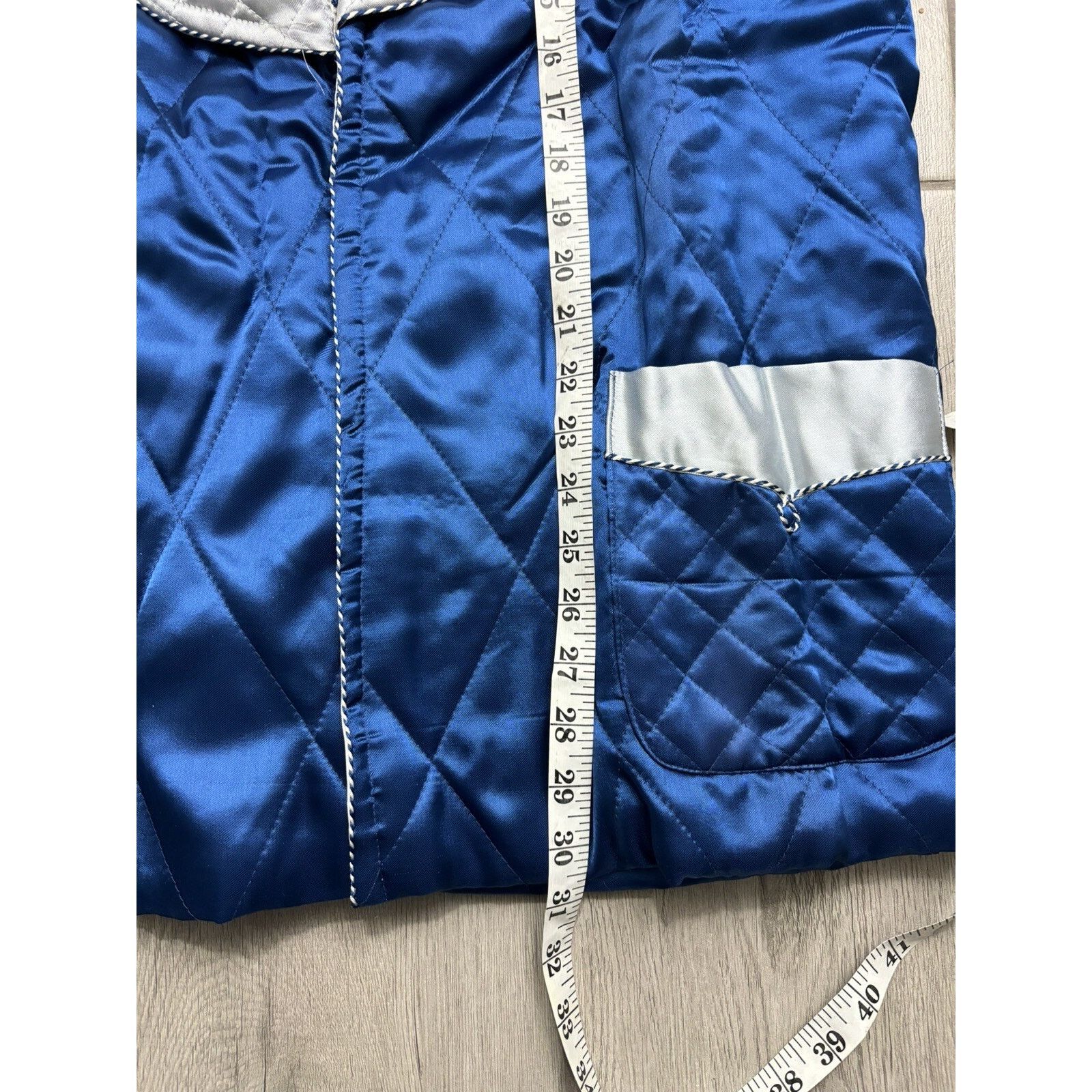Other Vintage Japan Souvenir Smoking Quilted Shall Robe Rope Size US L / EU 52-54 / 3 - 10 Thumbnail