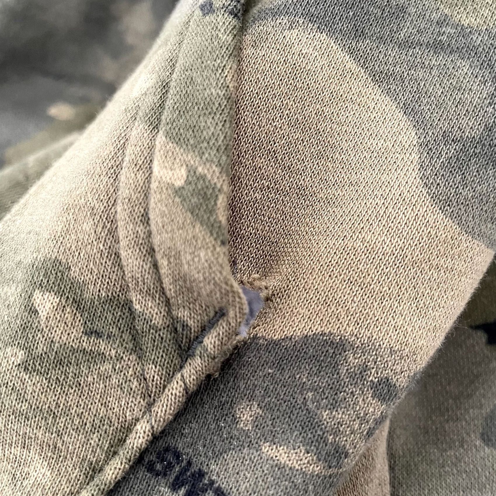 Under Armour Under Armour Hoodie Adult Small Camo Project Rock Freedom X Blood Sweat Respect Shirt Mens Sl/XS? Size US S / EU 44-46 / 1 - 5 Thumbnail