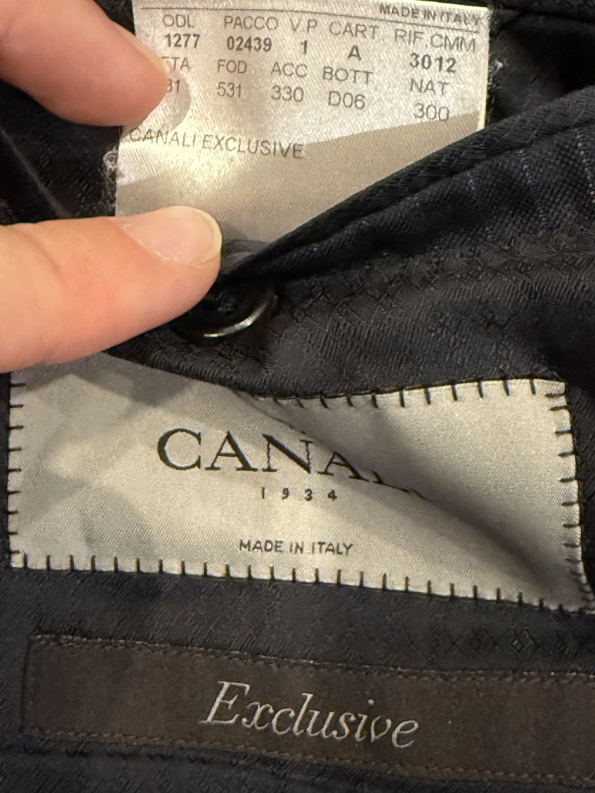 Canali Canali Exclusive Wool and Silk Suit Size 48L - 4 Thumbnail