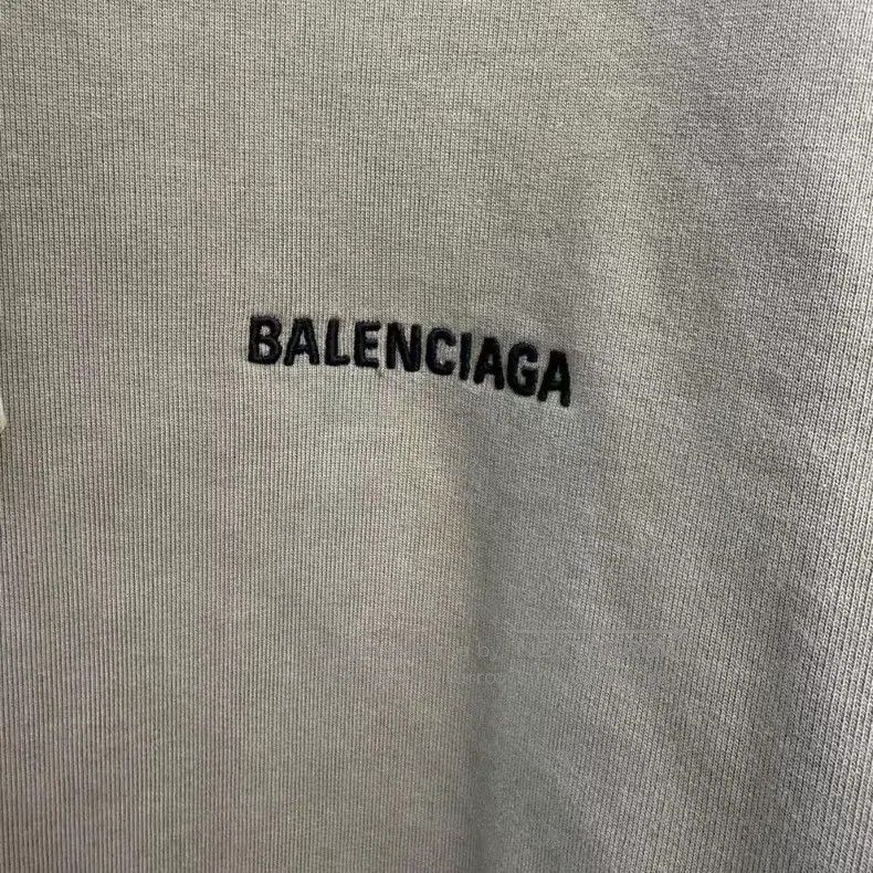 Balenciaga Balenciaga Brown front and back embroidered letter Logo ho Size US M / EU 48-50 / 2 - 2 Thumbnail