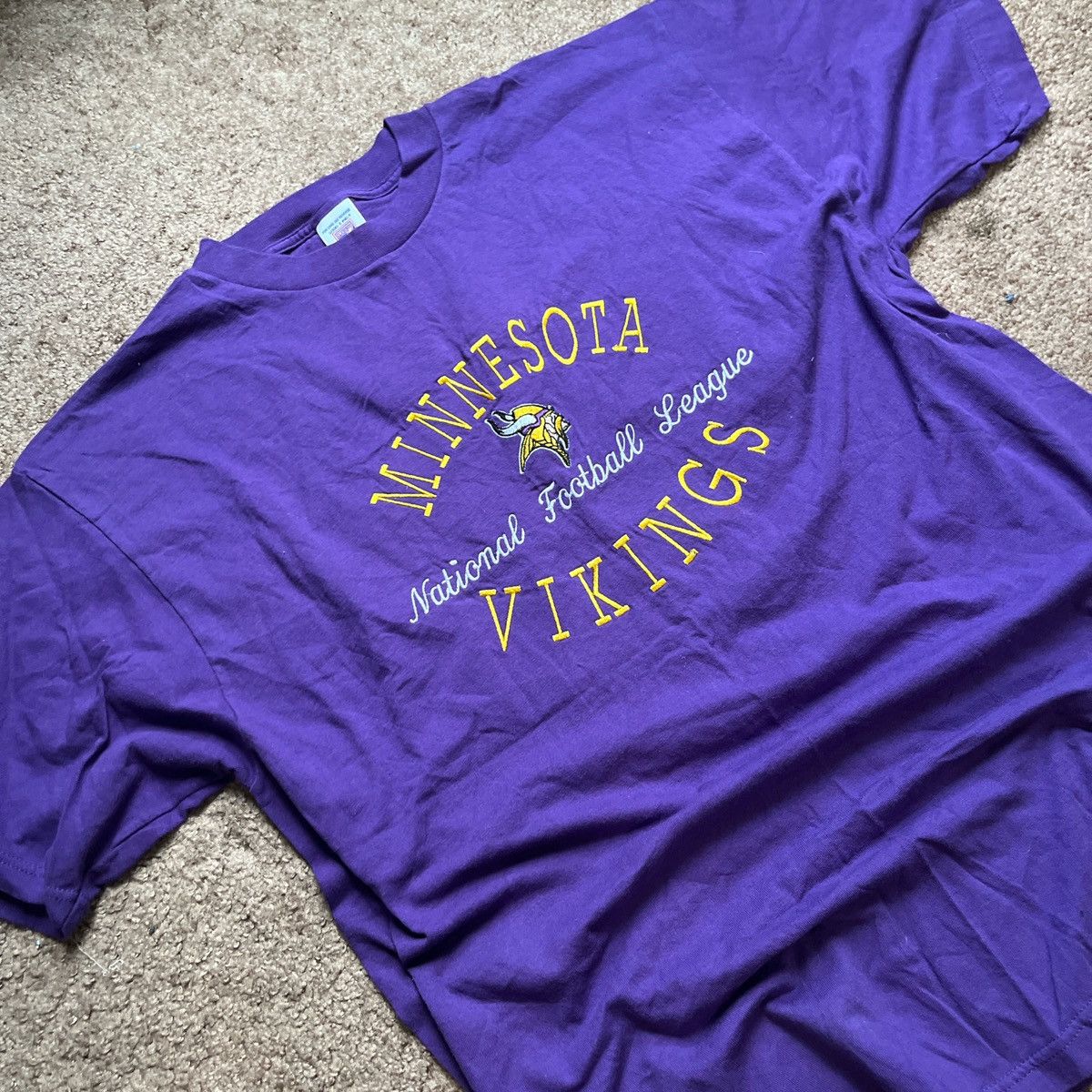 NFL Vintage 90s Minnesota Vikings embroidered Tee Size US XL / EU 56 / 4 - 1 Thumbnail