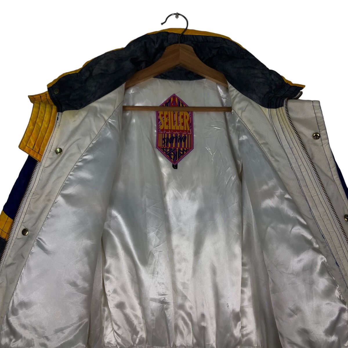Japanese Brand 🔥Vintage Ski Jacket Seiller Japan Colour Full Issey Miyake Size US M / EU 48-50 / 2 - 12 Thumbnail