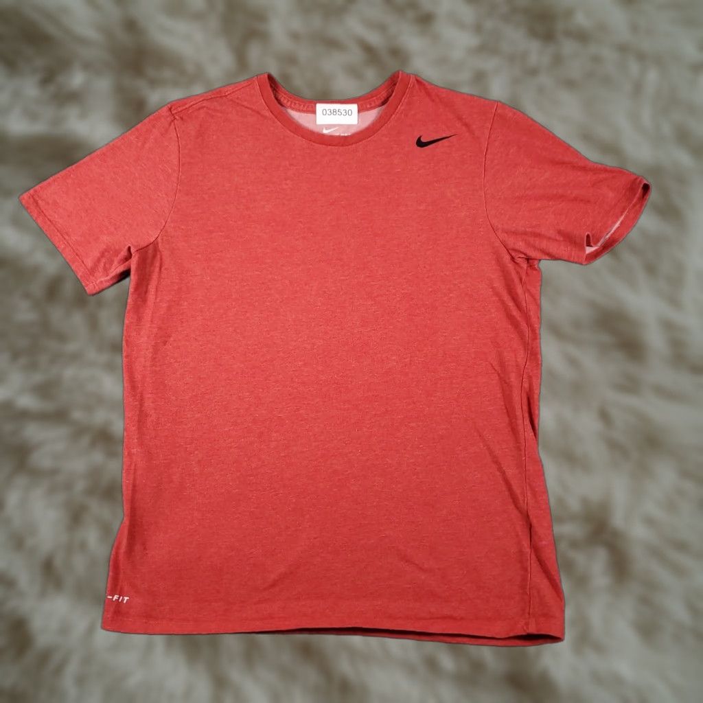 Nike Nike T Shirt Mens Size Medium Red Swoosh Casual Short Sleeve Adult Size US M / EU 48-50 / 2 - 1 Thumbnail