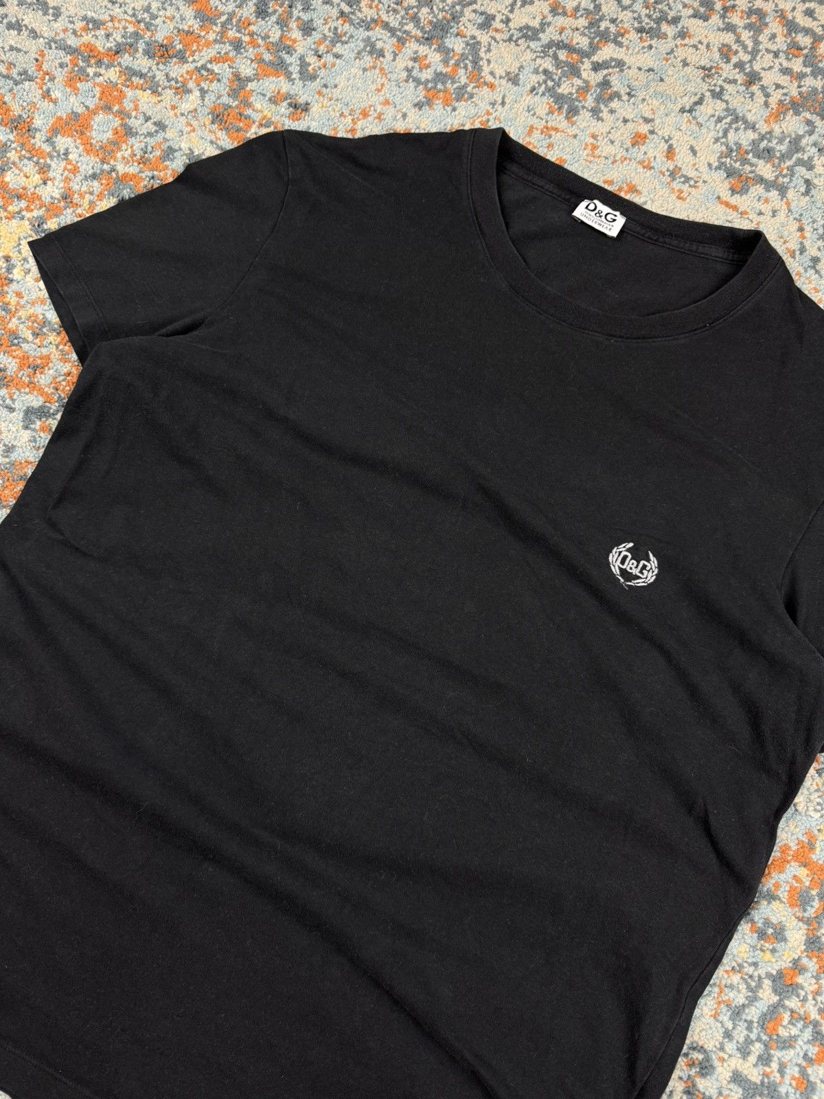 Dolce & Gabbana × Vintage Vintage 00s Dolce & Gabbana D&G embroidered chest logo tee Size US XL / EU 56 / 4 - 3 Thumbnail