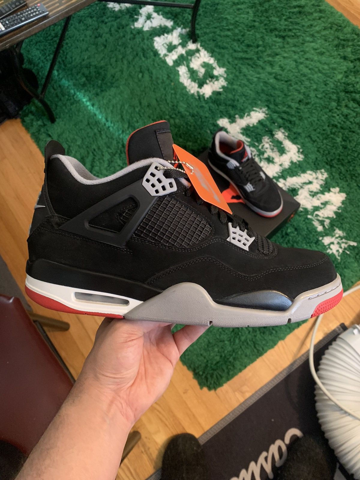 Jordan Brand × Nike Jordan 4 Bred 2019 Size US 11 / EU 44 - 3 Thumbnail