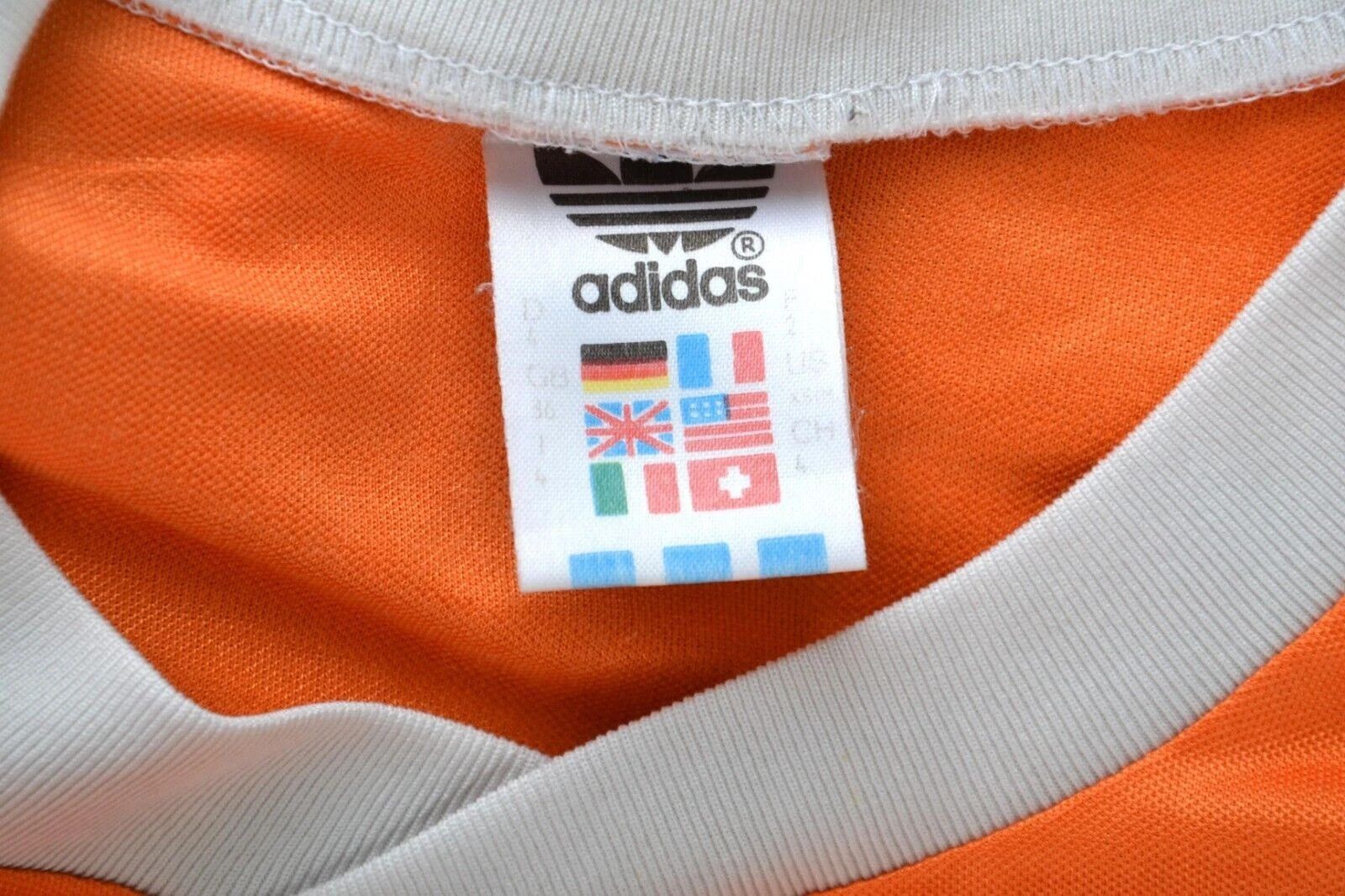 Adidas HOLLAND 1982/1983 FOOTBALL SHIRT JERSEY ADIDAS SIZE S ADULT Size US S / EU 44-46 / 1 - 6 Thumbnail