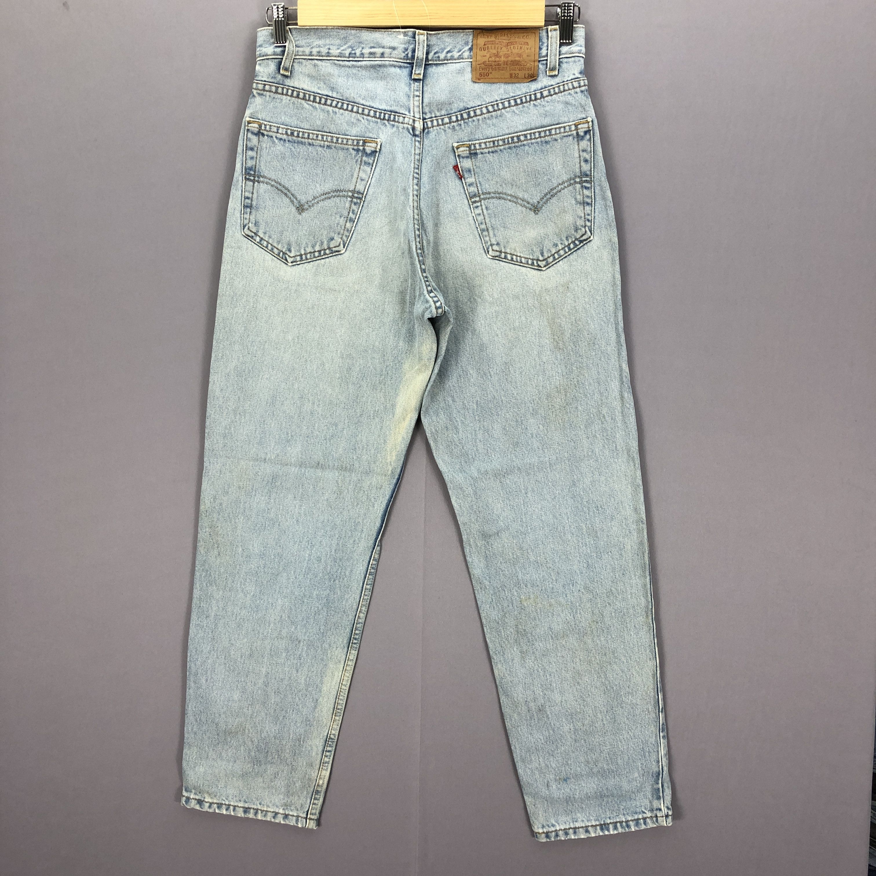 Levi's Vintage Levis 550 Light Wash Jeans Levi's Sun Faded Denim Size US 30 / EU 46 - 2 Thumbnail