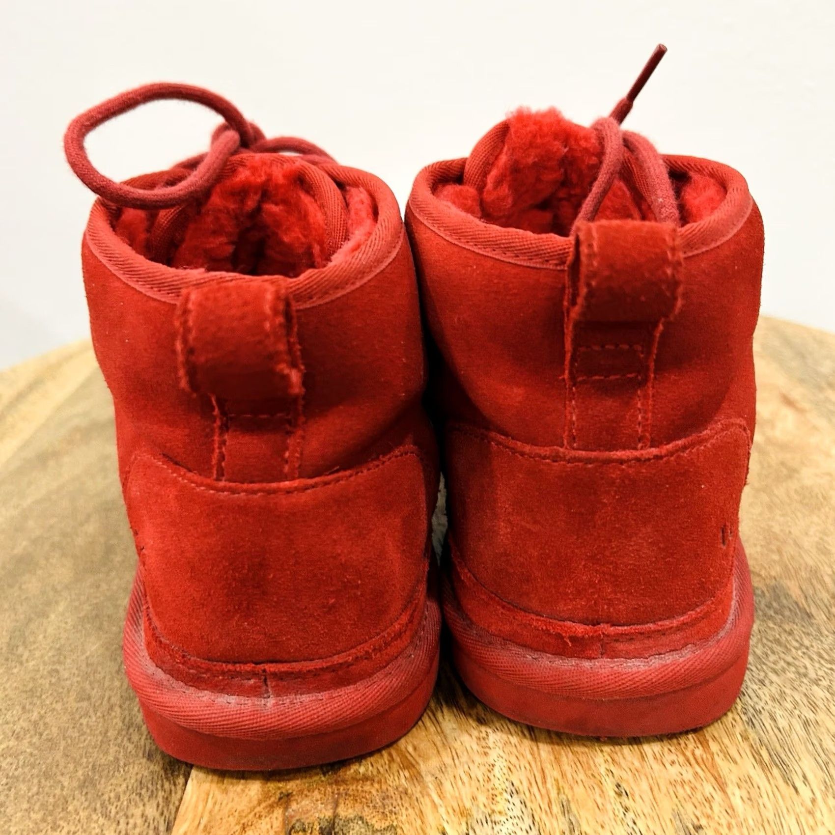 Ugg VINTAGE? No. Size US 9 / EU 42 - 5 Thumbnail