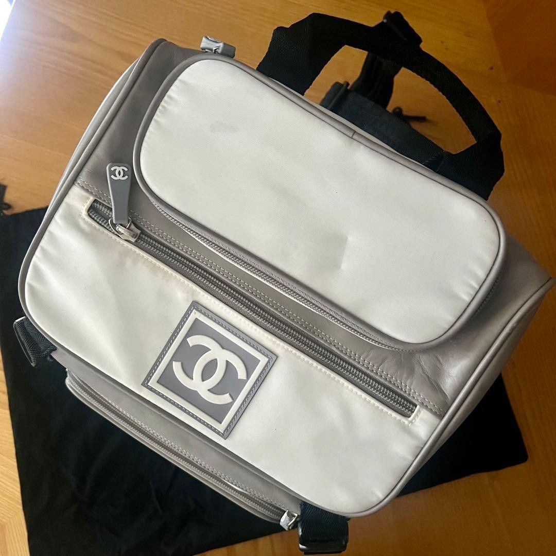 Chanel CHANEL Sports/Nylon Backpack / Daypack White Size ONE SIZE - 3 Thumbnail