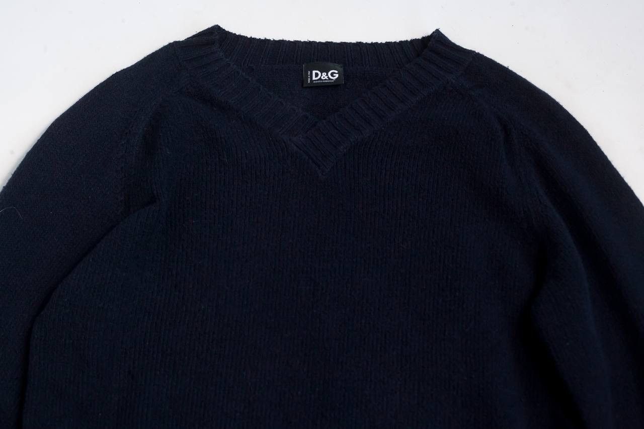 Dolce & Gabbana dolce gabbana v neck knit sweater Size S / US 4 / IT 40 - 3 Thumbnail