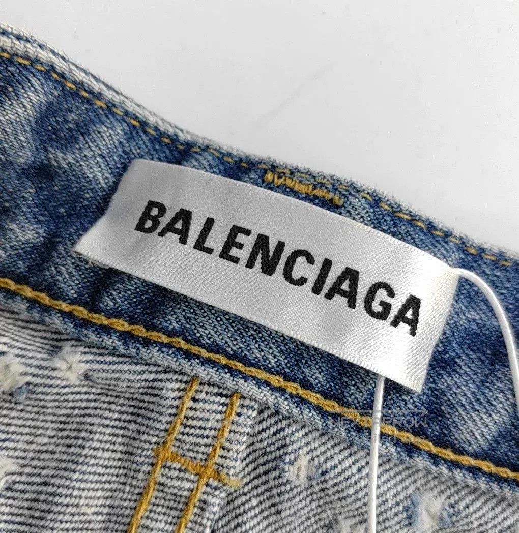Balenciaga Balenciaga Blue Diamond Button Mid. Size 27" / US 4 / IT 40 - 6 Thumbnail