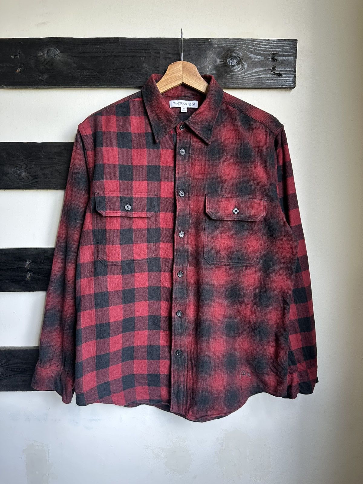 JW Anderson × Uniqlo J.W Anderson x Uniqlo Flannel Size US M / EU 48-50 / 2 - 1 Thumbnail