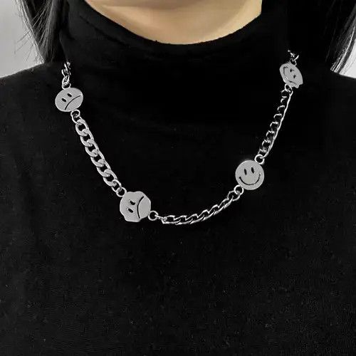 Japanese Brand Smiley Necklace Size ONE SIZE - 1 Thumbnail