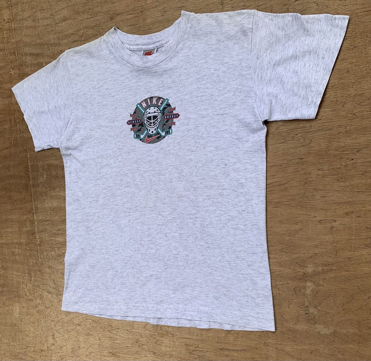 Nike Vintage 90’s Nike Street Hockey T Shirt Size US S / EU 44-46 / 1 - 5 Thumbnail