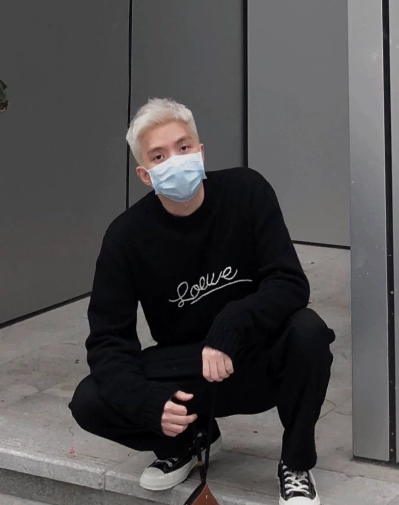 Loewe LOEWE Men's black sweater with embroidered letter logo, si Size US L / EU 52-54 / 3 - 2 Thumbnail