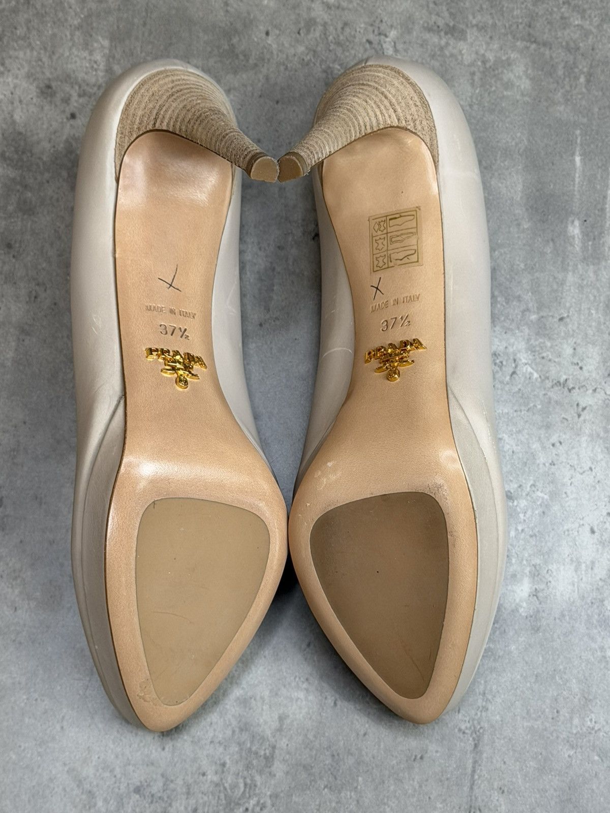 Prada Prada Beige Leather Platform Heels Pumps Size 37 1/2 Size US 7.5 / IT 37.5 - 13 Thumbnail