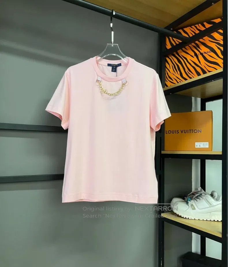 Louis Vuitton Louis Vuitton Pink short sleeves Size XS / US 0-2 / IT 36-38 - 1 Thumbnail