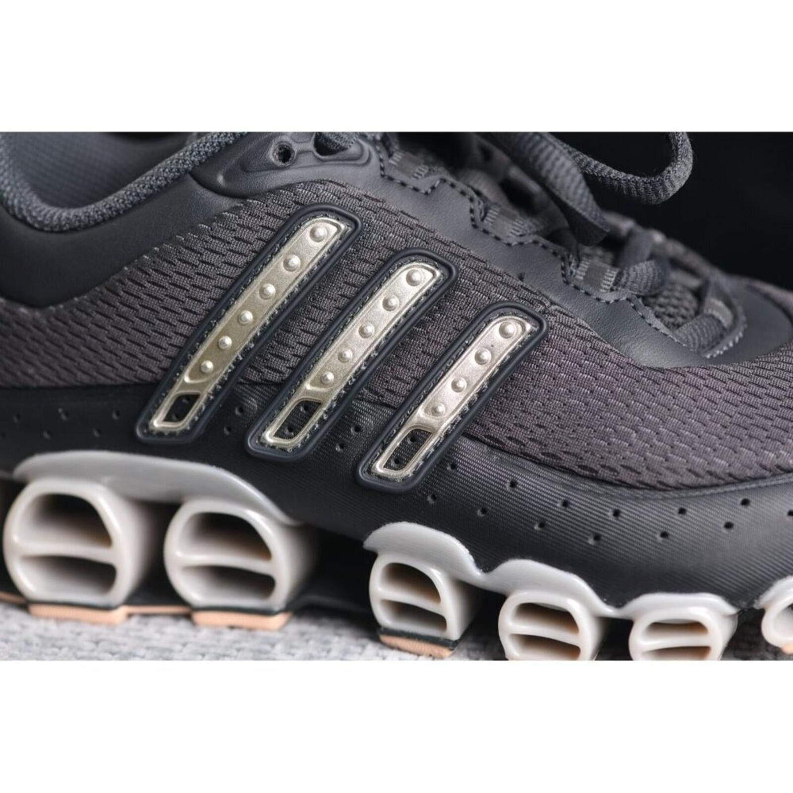 Adidas Adidas Wmns A3 Megaride Black Silver Metallic | SKU: JP7091 Size US 6 / IT 36 - 9 Thumbnail