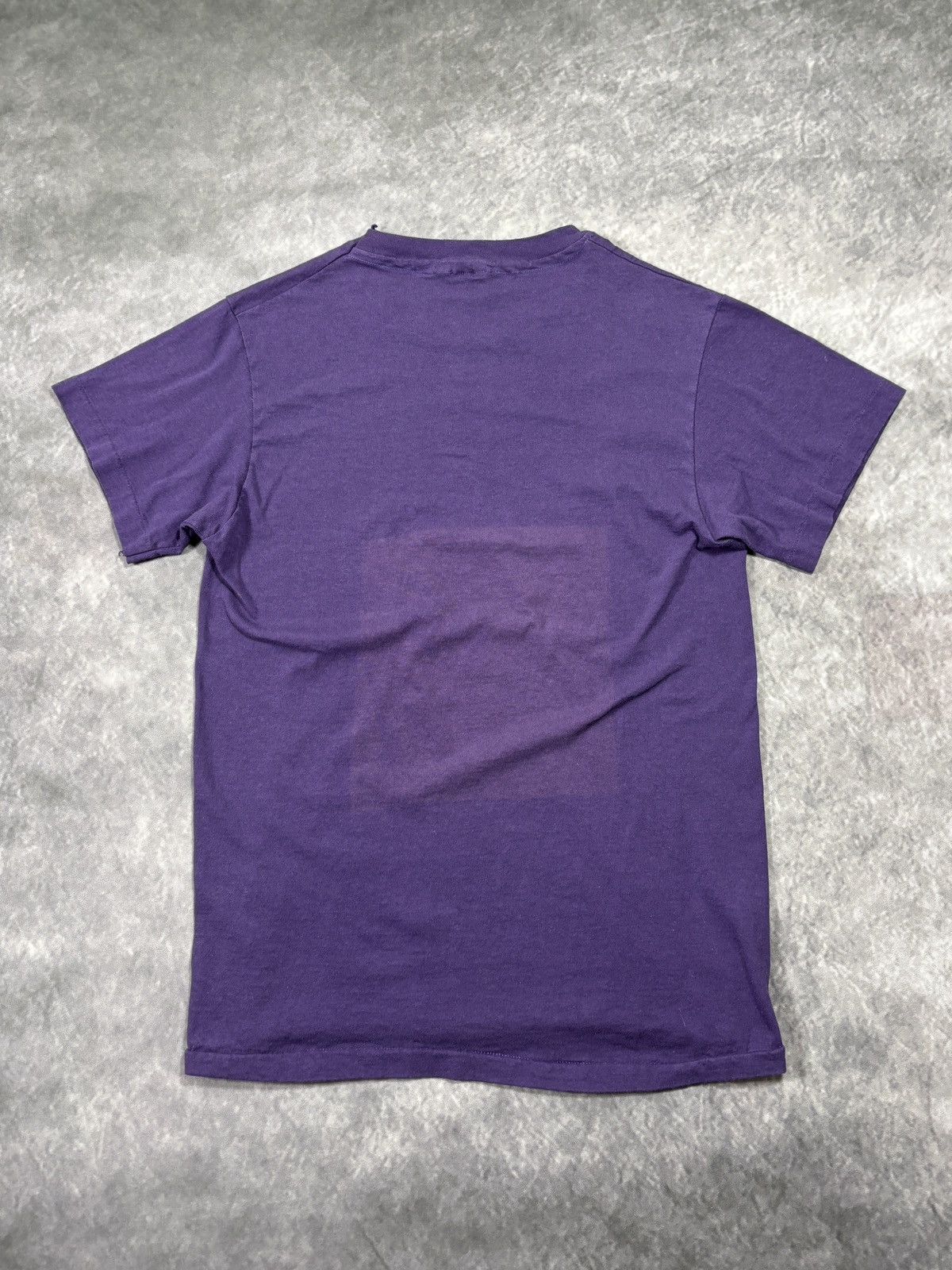 Vintage Vintage Hanes Blank Tee Made in USA 1990s Sun Faded Bleached Size US S / EU 44-46 / 1 - 3 Thumbnail