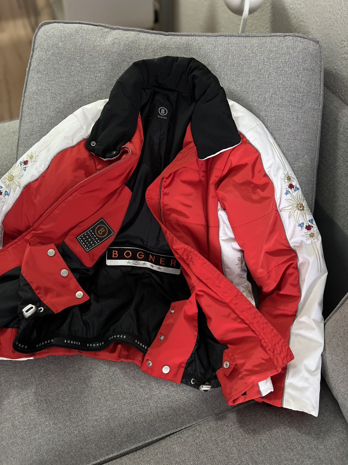 Bogner Vintage Bogner Women's Premium Ski Jacket Red White Size S / US 4 / IT 40 - 1 Thumbnail