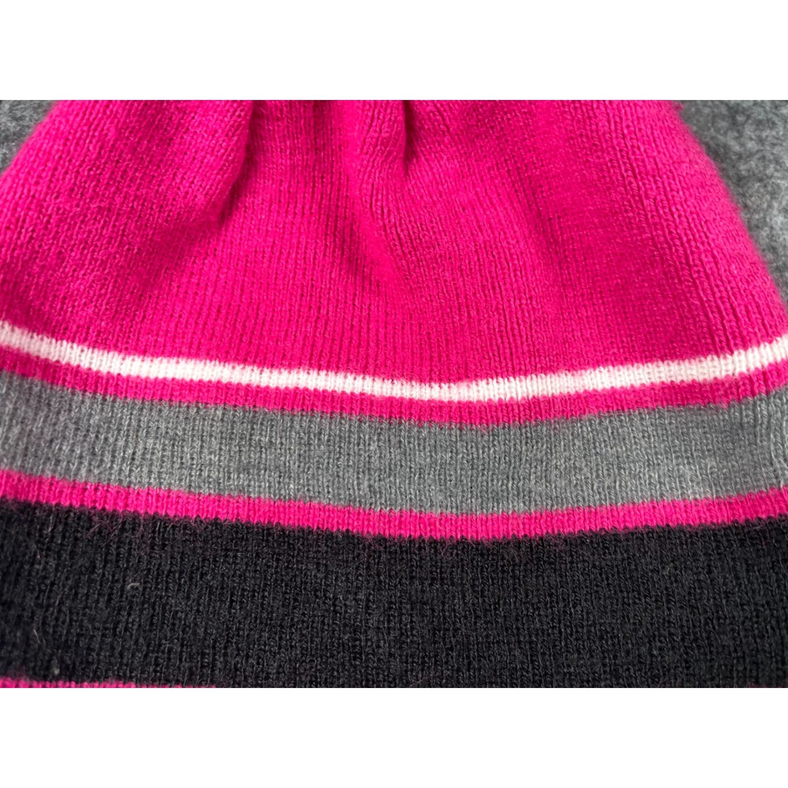 Vintage Gerry Beanie Toque Adult One Size Pink Gray Stripe Knit Acrylic Blend Ski Camp Hat/Beanie Unisex Adults Winter Outdoor Casual Travel Mens Womens Size ONE SIZE - 3 Thumbnail