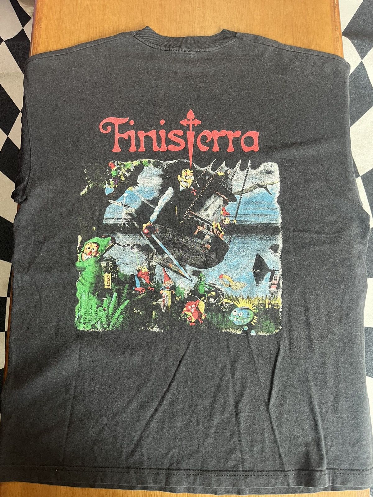 Band Tees Vintage Magi de Oz FinisTerra 90’s Bill of Rights Artwork Size US XL / EU 56 / 4 - 10 Thumbnail