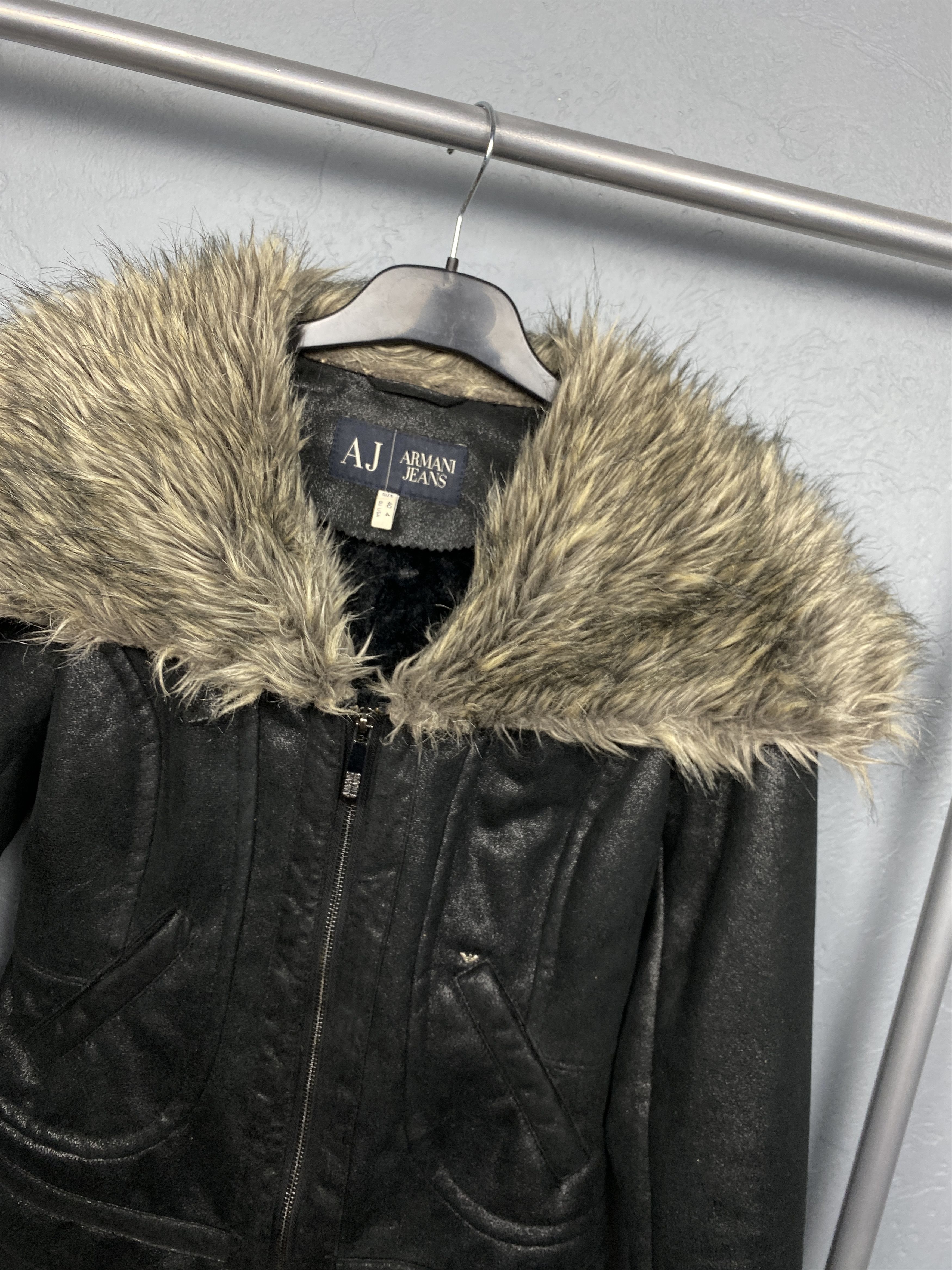 Armani Armani Jeans Vintage Womens Sherpa Jacket Fur Collar Size S / US 4 / IT 40 - 2 Thumbnail