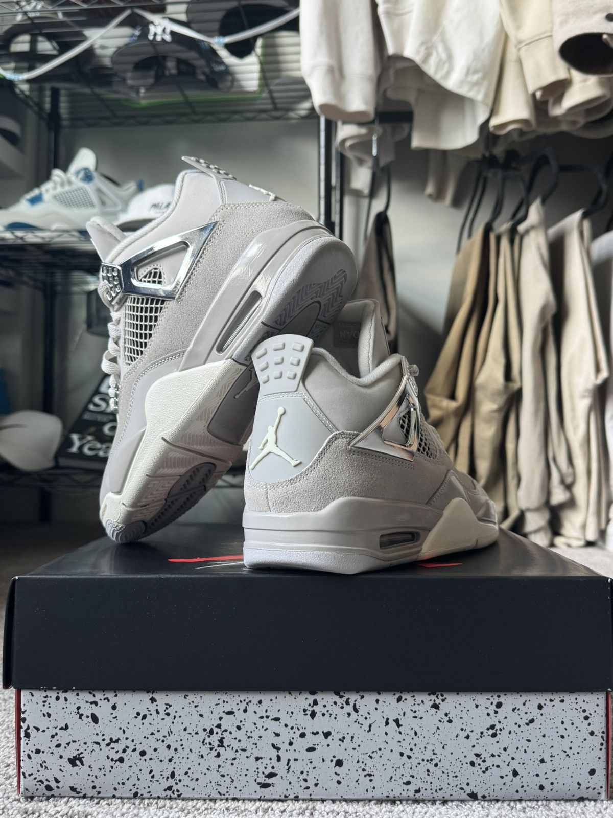 Jordan Brand Jordan Retro 4 Frozen Moments Size US 6.5 / EU 39-40 - 3 Thumbnail