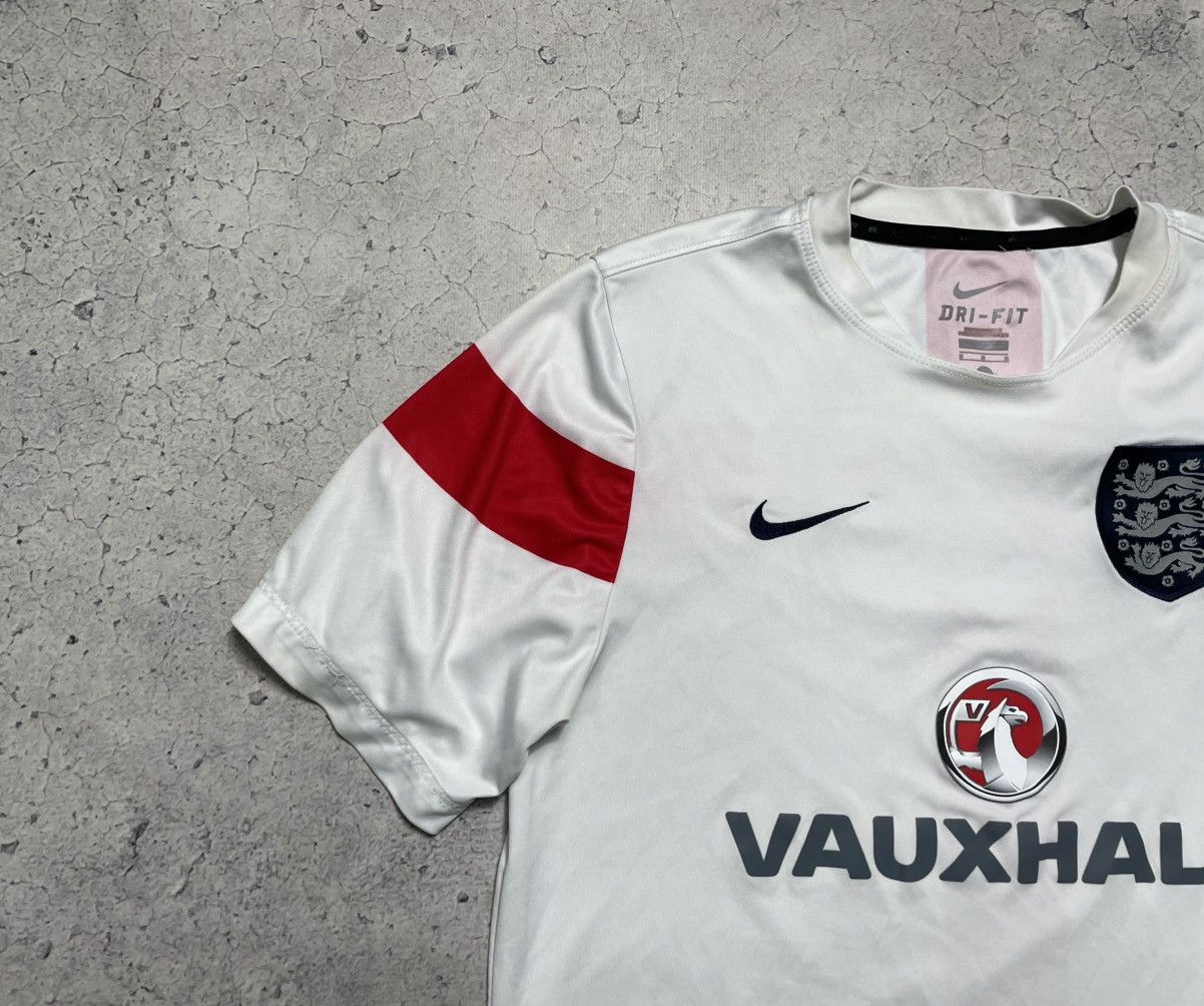 Nike × Vintage Vintage Nike England Team Y2K Drill Football Jersey Size US M / EU 48-50 / 2 - 4 Thumbnail