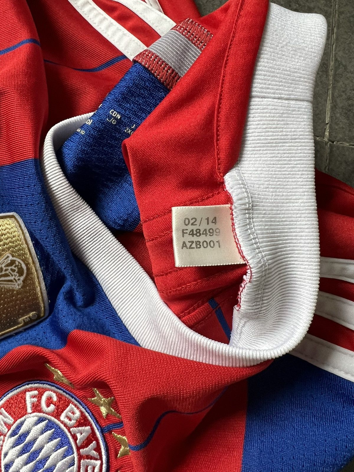 Adidas Bayern Munchen 14/15 Müller jersey Size US L / EU 52-54 / 3 - 11 Thumbnail