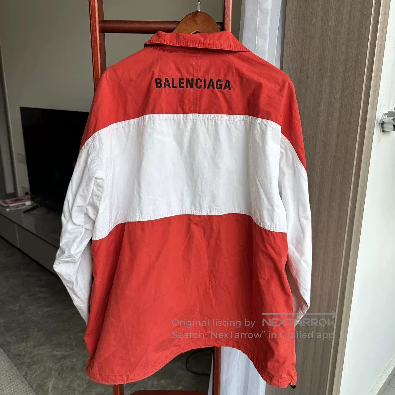 Balenciaga balenciaga white and red sun protection jacket. Size US L / EU 52-54 / 3 - 3 Thumbnail
