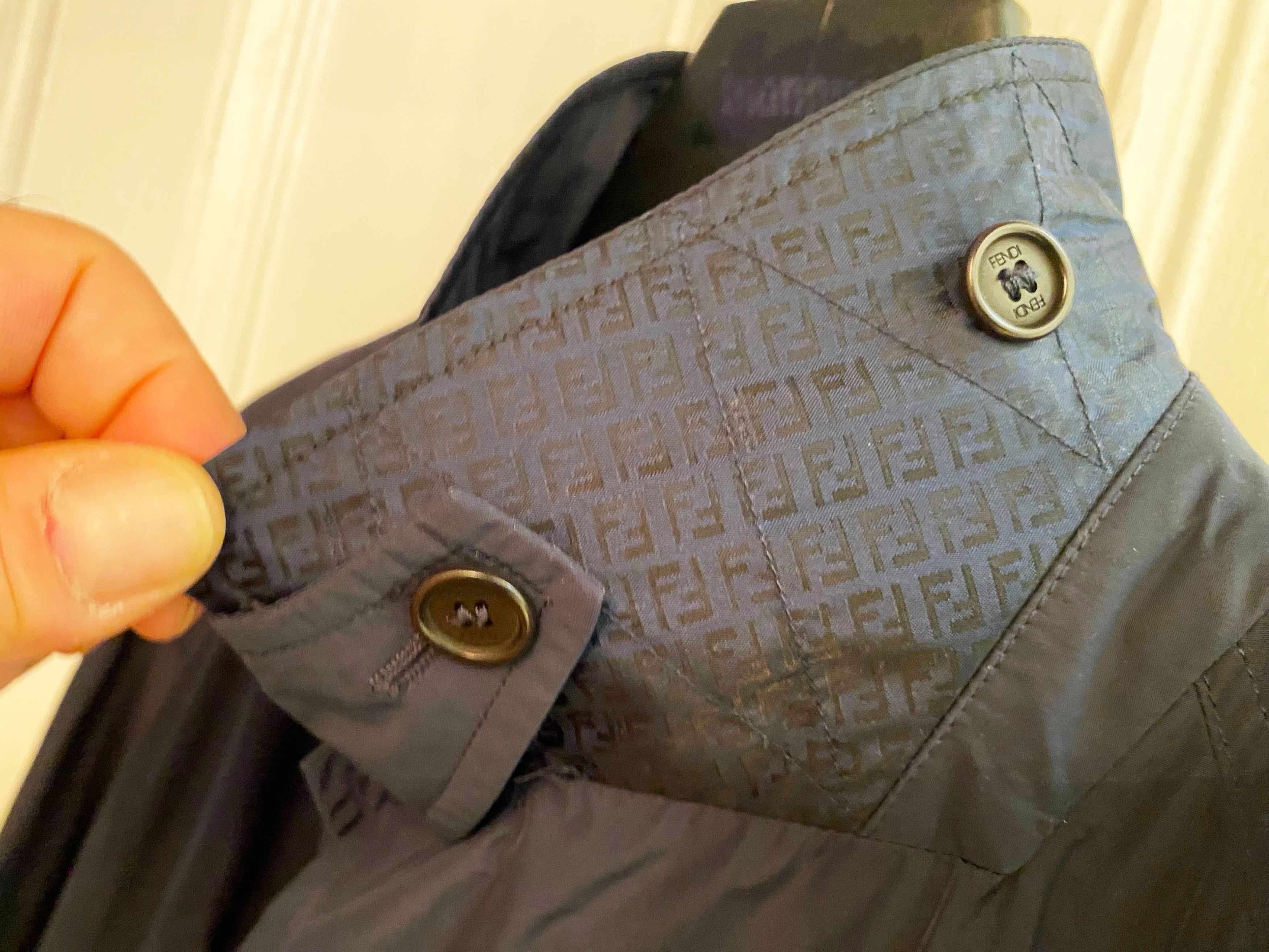 Fendi PLACKET FRONT WALKING COAT W/NECK GUARD Size US M / EU 48-50 / 2 - 5 Thumbnail