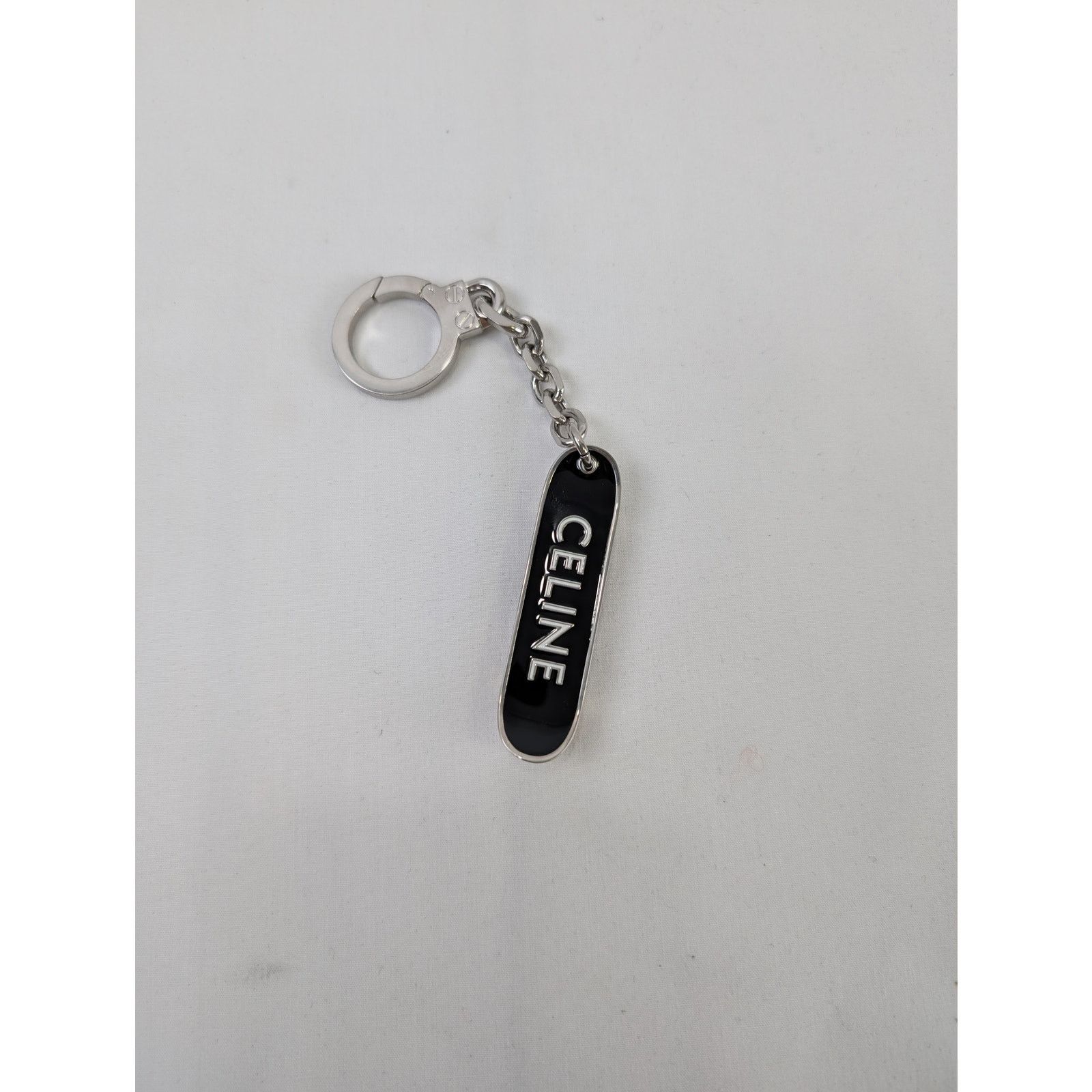 Celine o1rshd1 Q:3 / Size: OS / Skate Key Chain in Black Size ONE SIZE - 2 Thumbnail