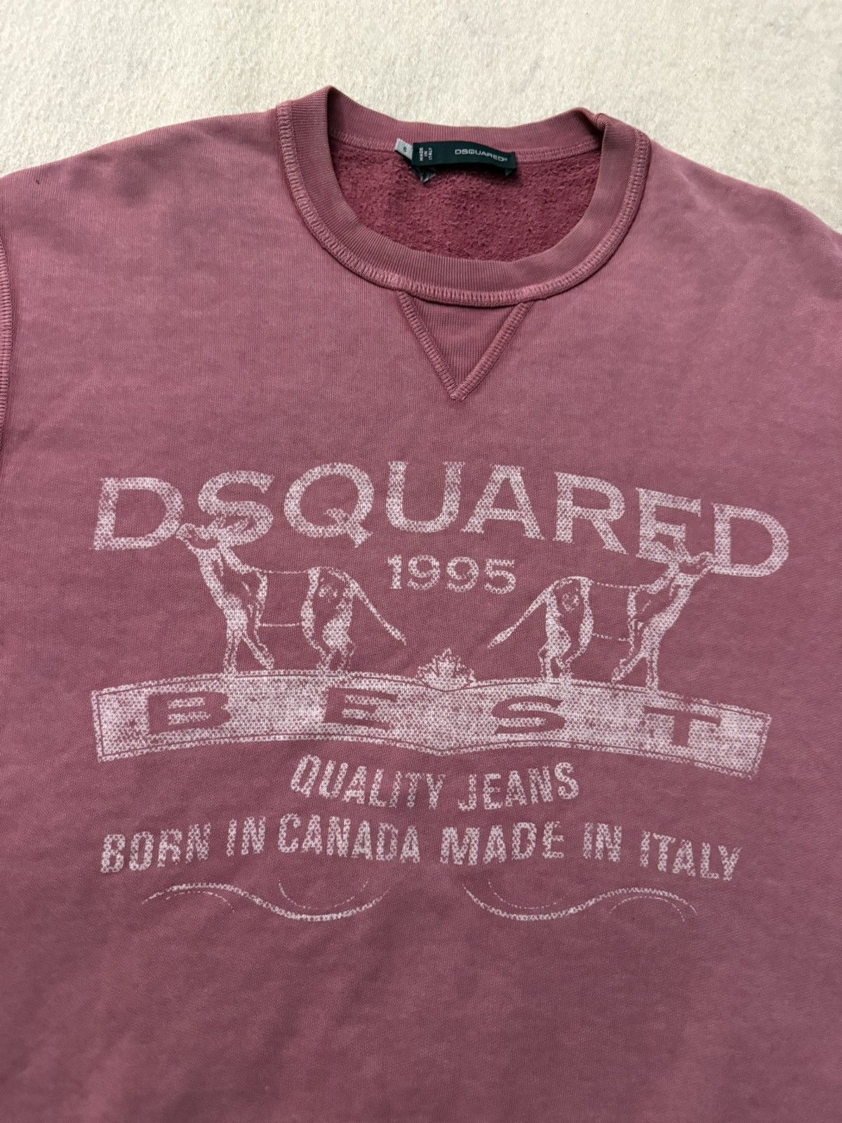 Dsquared2 $500 DSquared2 DSquared Salmon Pink Single V Crewneck Small Size US S / EU 44-46 / 1 - 5 Thumbnail