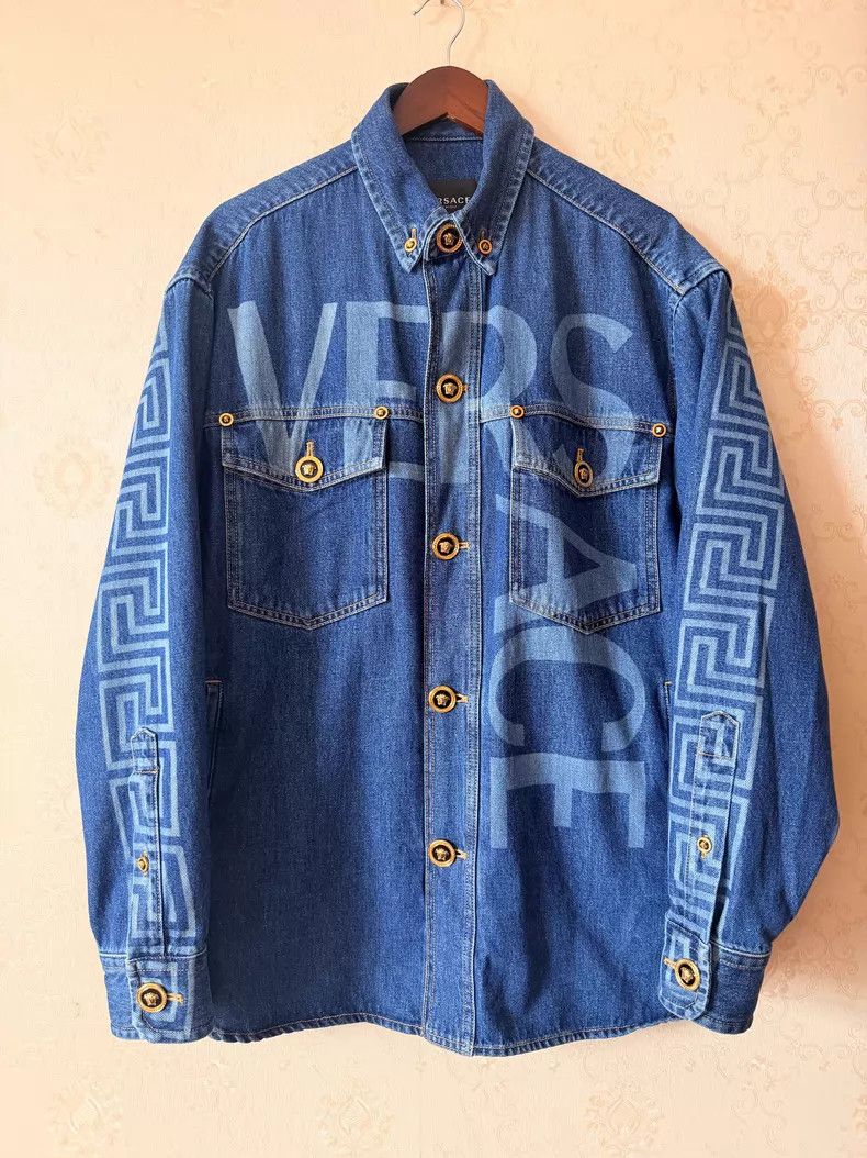 Versace Versace Denim jacket top Size US M / EU 48-50 / 2 - 1 Thumbnail