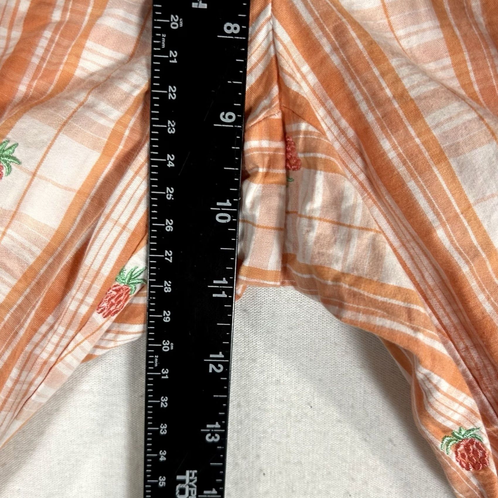 Izod Izod Golf Shots Womens 6 Orange Plaid Embroidered Casual Chino Hiking Shirt Size 28" / US 6 / IT 42 - 7 Thumbnail