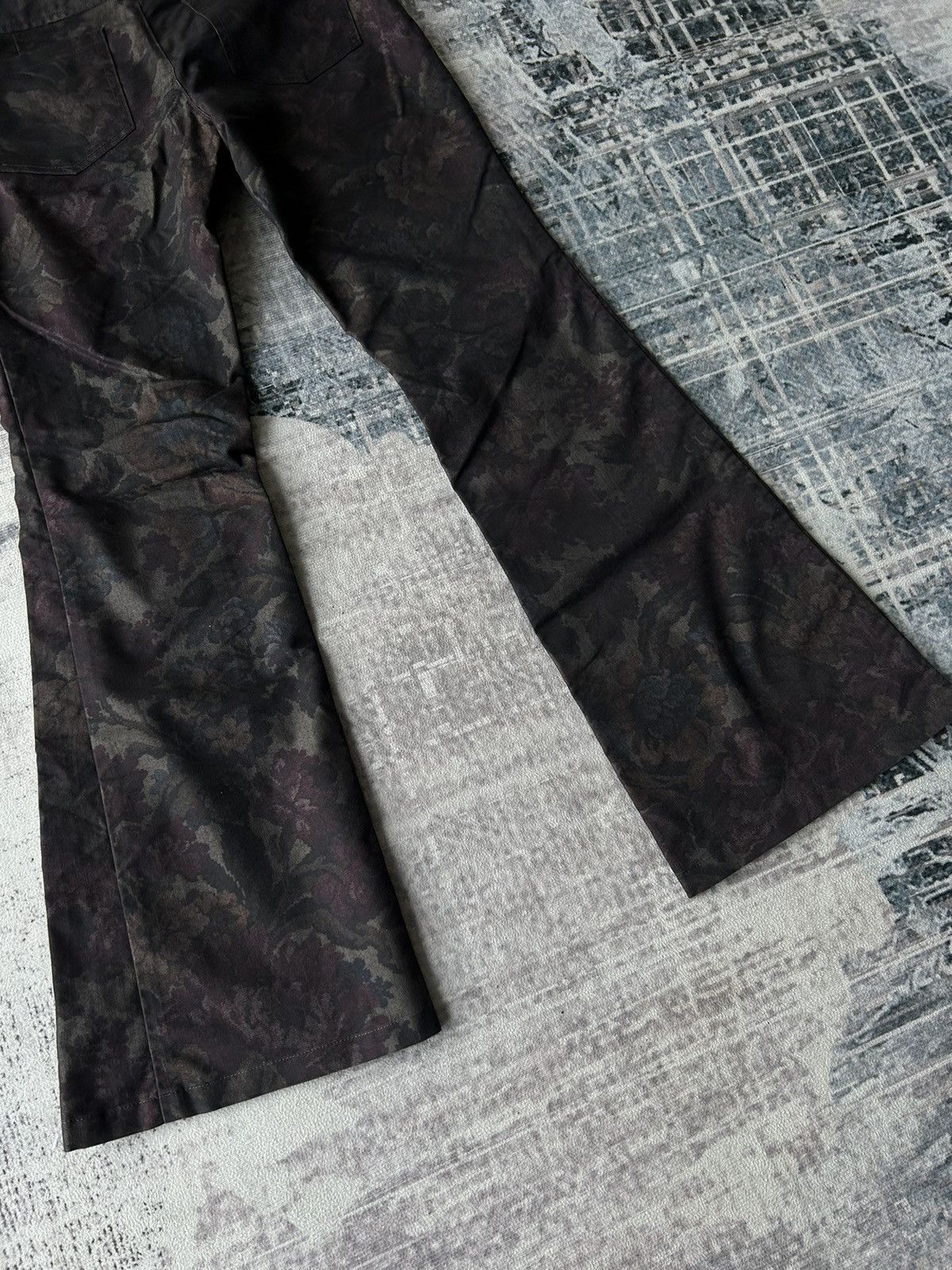 Tornado Mart Tornado Mart Flower Flared Pants Size US 27 - 13 Thumbnail