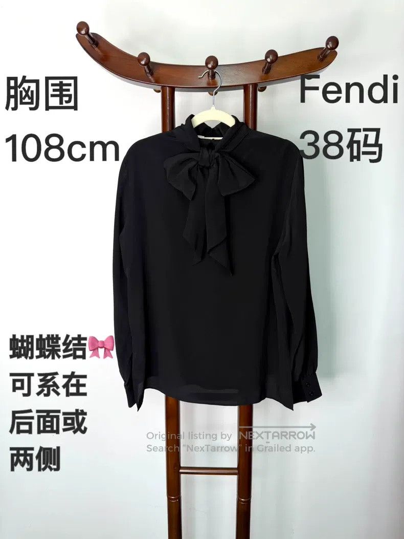Fendi Fendi Showpiece Shirt, Mulberry Silk Fabric Size XS / US 0-2 / IT 36-38 - 1 Thumbnail