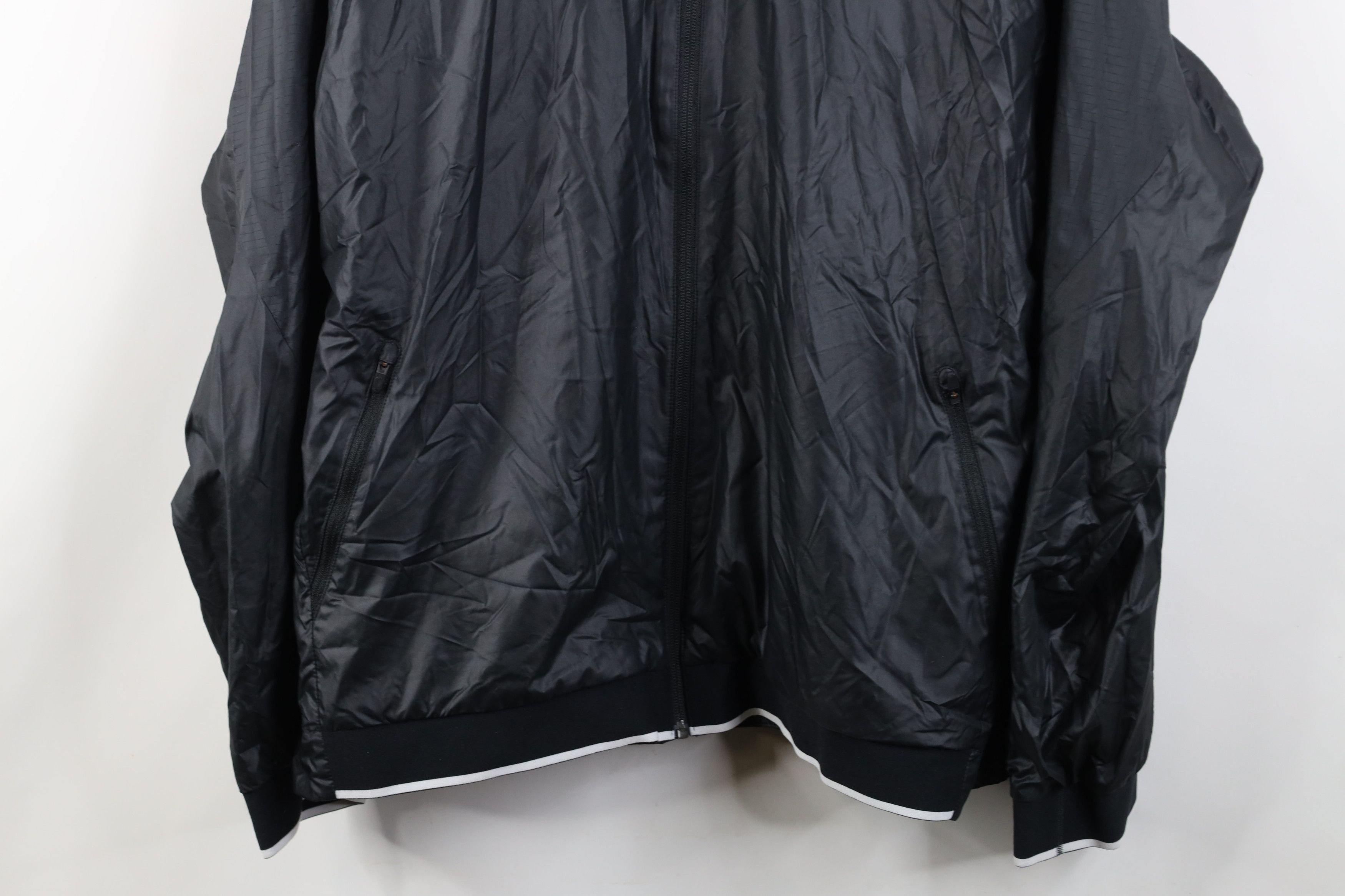 Nike Nike Lightweight Ripstop Windrunner Hooded Jacket Black Size US XXL / EU 58 / 5 - 3 Thumbnail