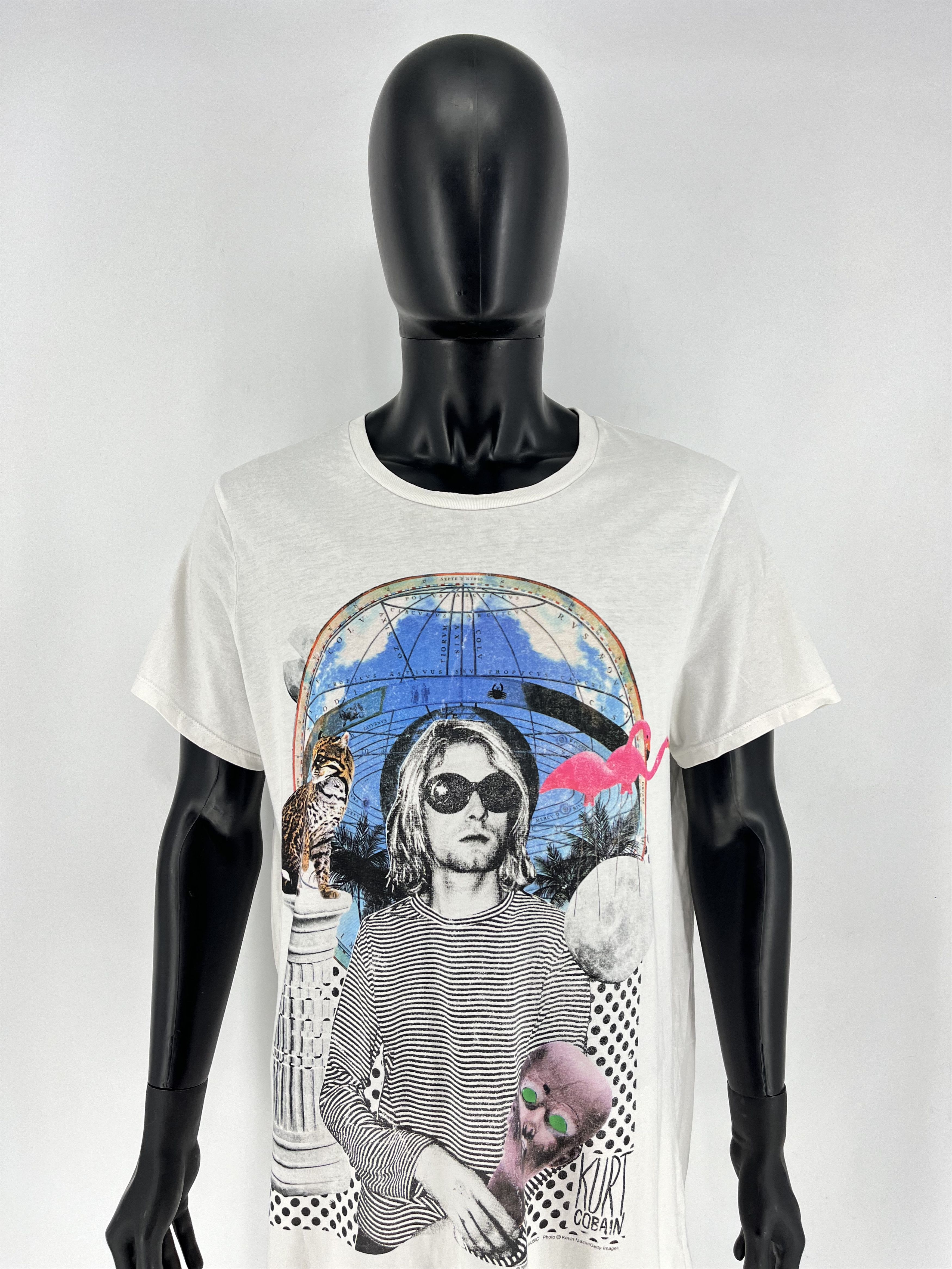 Band Tees × Streetwear × Vintage Kurt Cobain Nirvana 2018 The End 