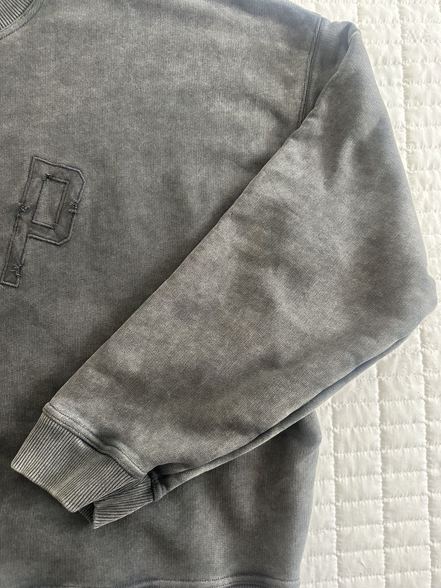 Represent Clo. Represent REP Applique Oversized Crewneck Washed Black Size US XL / EU 56 / 4 - 6 Thumbnail
