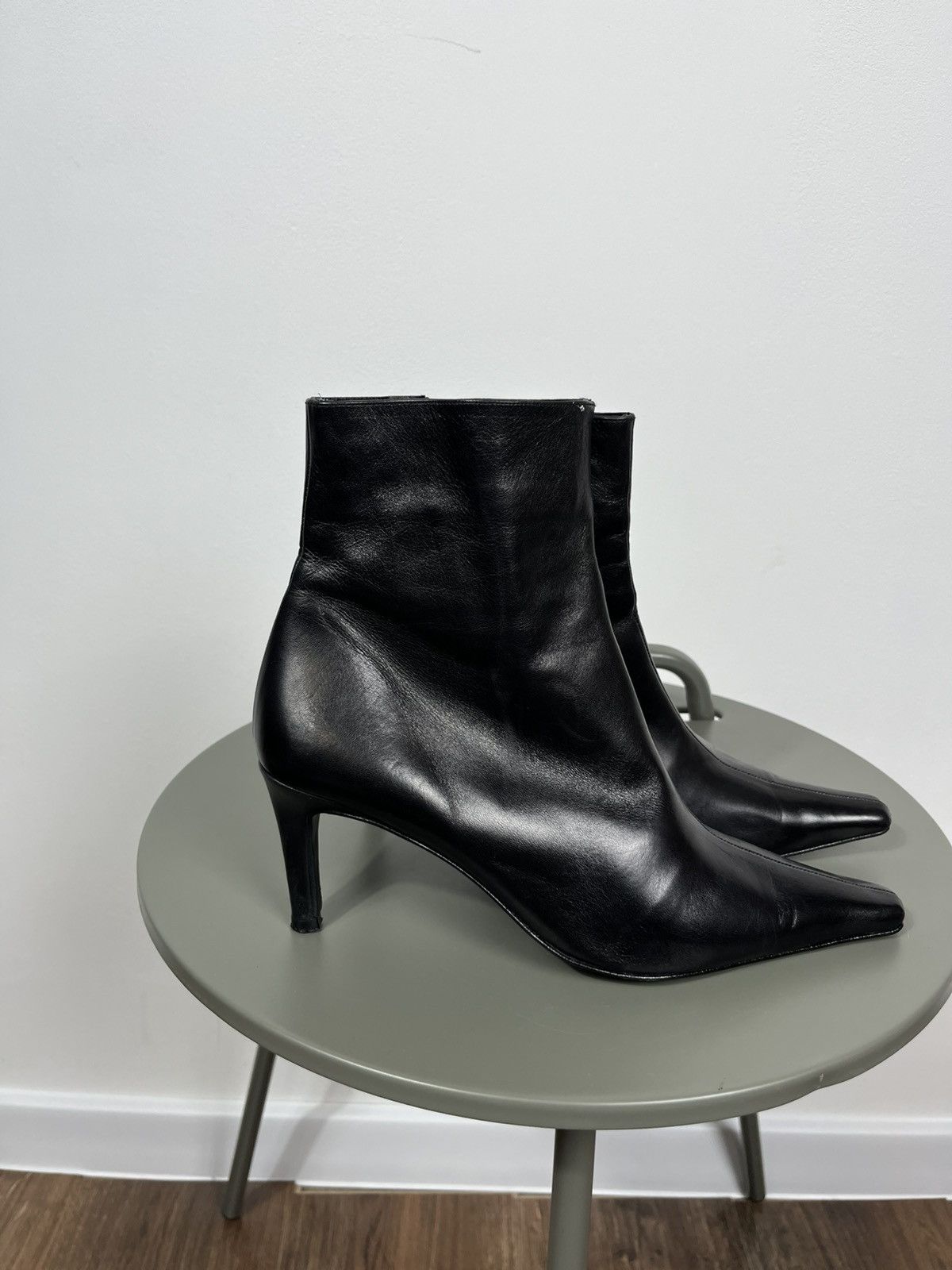 Other Minimalist Pointed Toe Leather Ankle Boots Made in Spain 38 Size US 7.5 / IT 37.5 - 4 Thumbnail