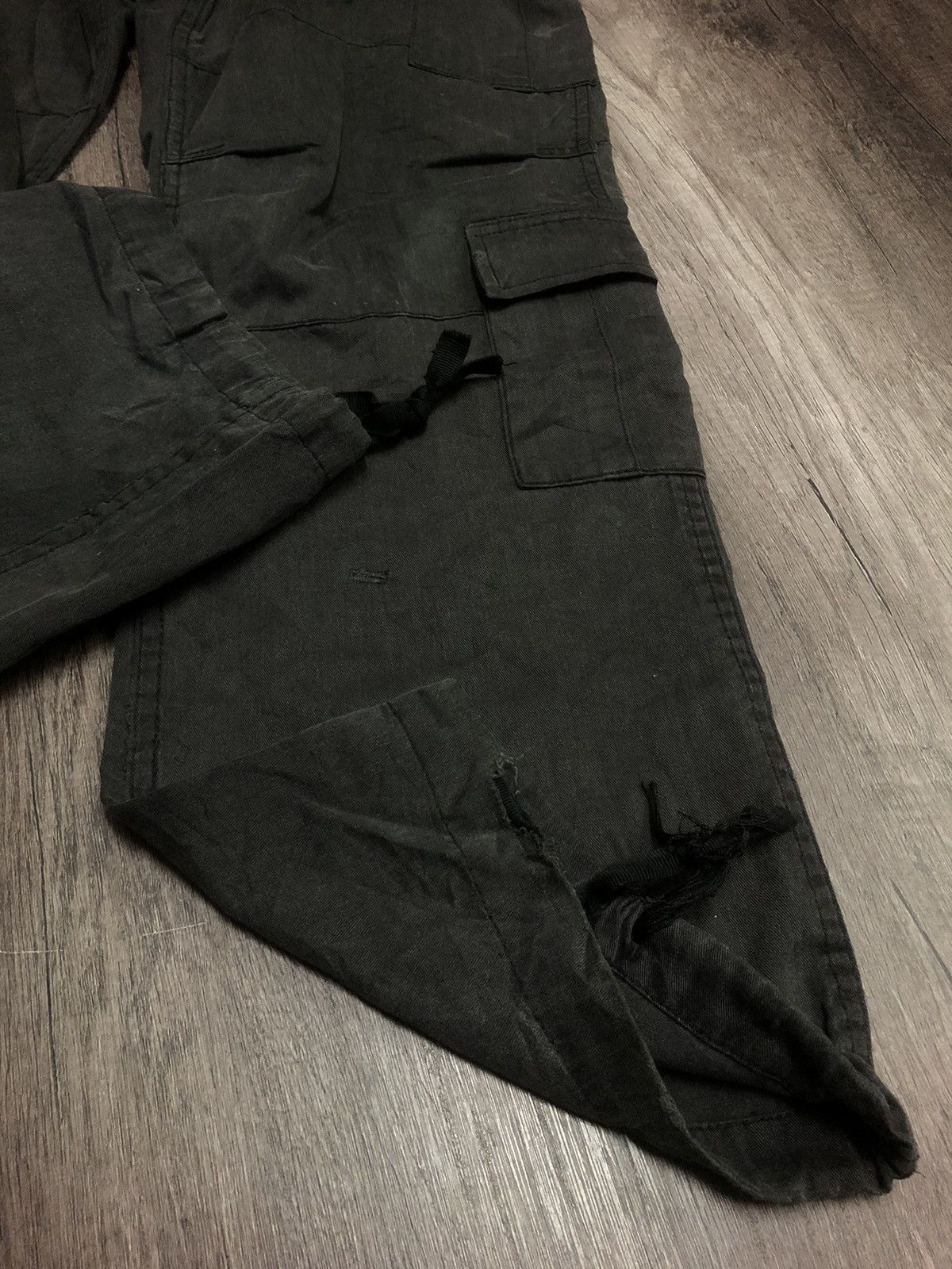 Vintage Vintage Cargo Multi Pocket Military Pants Us Army Style Size US 30 / EU 46 - 7 Thumbnail