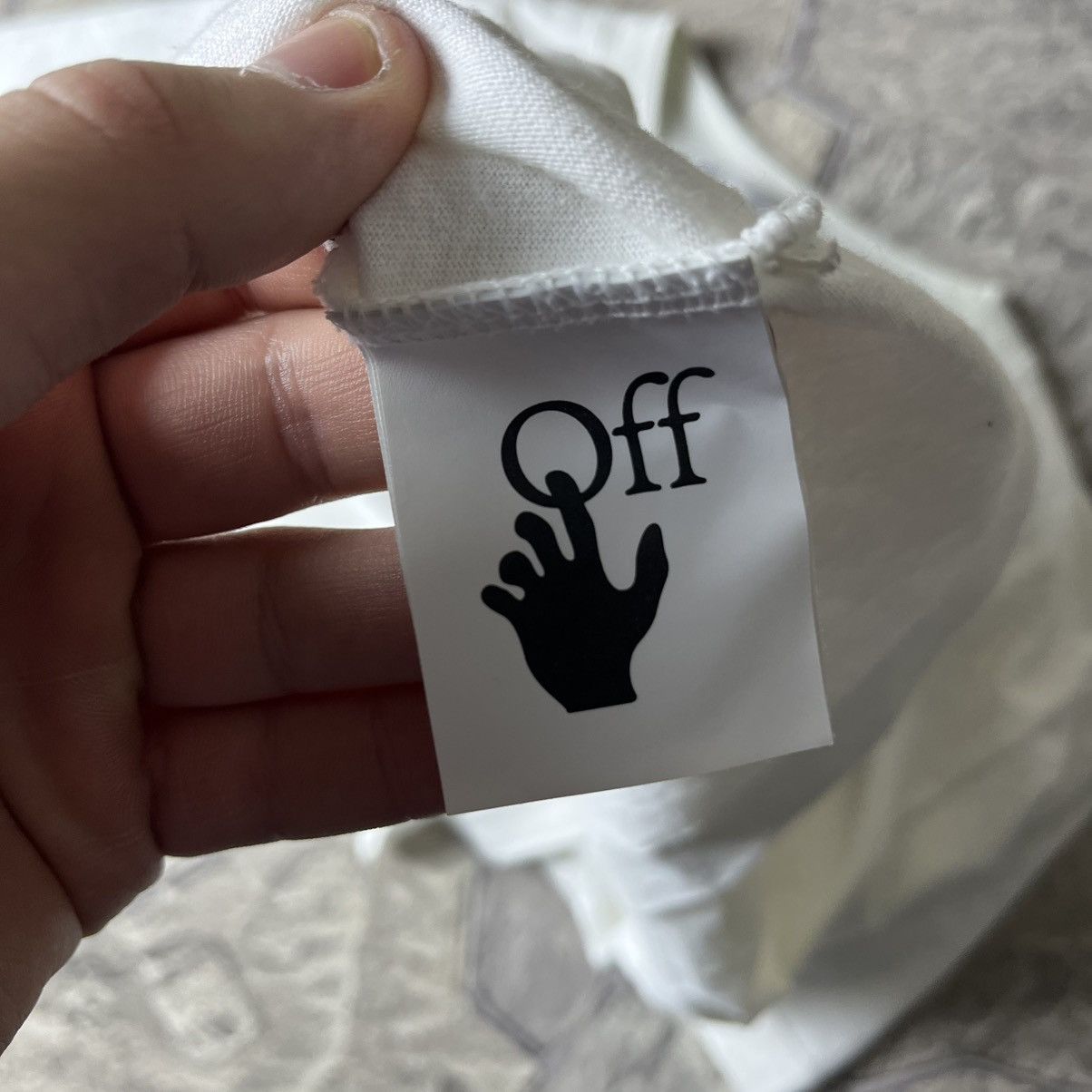 Off White T-shirt Big Logo