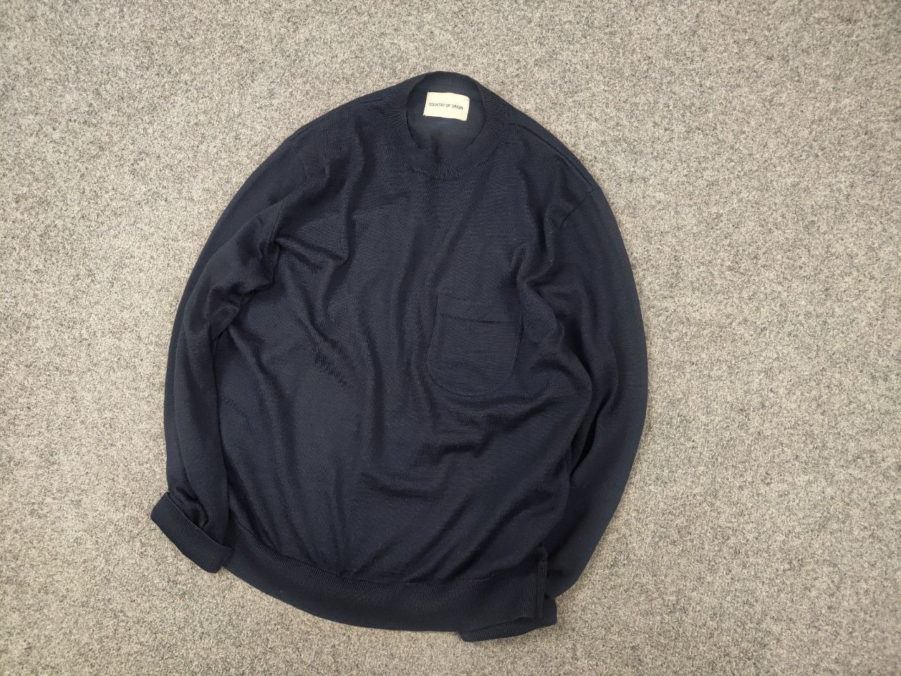 Other Country Of Origin Design merino wool Mynymalistic sweater Size US L / EU 52-54 / 3 - 4 Thumbnail