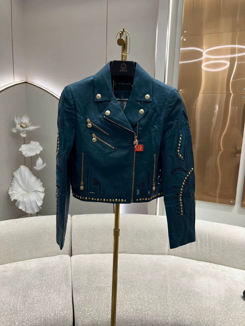 Versace Versace cropped jackets Size S / US 4 / IT 40 - 1 Thumbnail